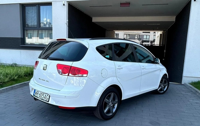 Seat Altea XL cena 24900 przebieg: 298000, rok produkcji 2014 z Supraśl małe 211